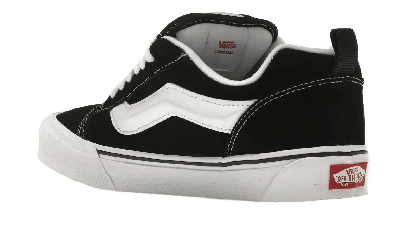 Knu Skool Black White – limitierter Sneaker bei Shade Studios