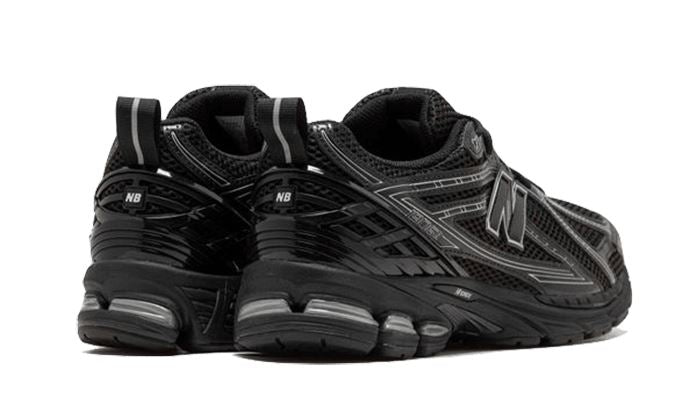 New Balance 1906R Black Grey – limitierter Sneaker bei Shade Studios