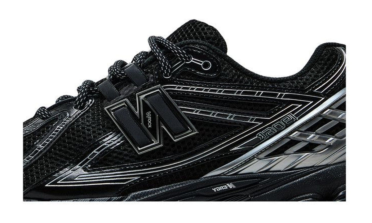 New Balance 1906R Black Silver