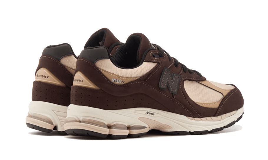 New Balance 2002R Black Coffee – limitierter Sneaker bei Shade Studios