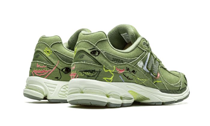 New Balance 2002R Bryant Giles Olive Green – limitierter Sneaker bei Shade Studios