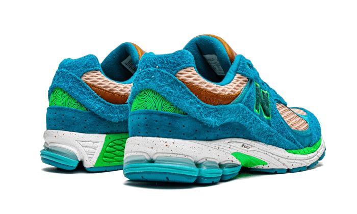 New Balance 2002R Salehe Bembury Water Be The Guide – limitierter Sneaker bei Shade Studios