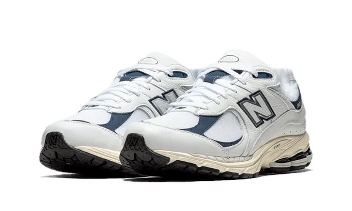 New Balance 2002R White Natural Indigo – limitierter Sneaker bei Shade Studios