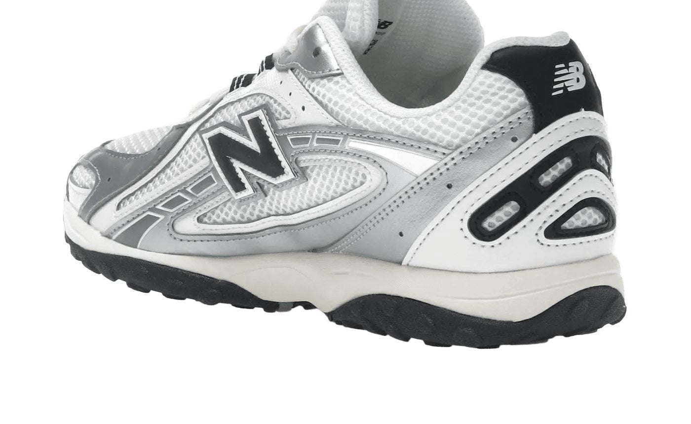 New Balance 204L Silver Metallic Black