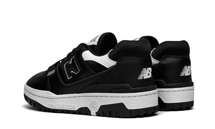 New Balance 550 Black White – limitierter Sneaker bei Shade Studios
