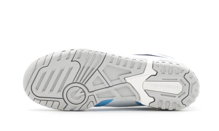 New Balance 550 White Team Carolina – limitierter Sneaker bei Shade Studios