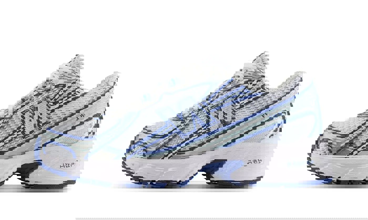 New Balance 740 Ice Blue