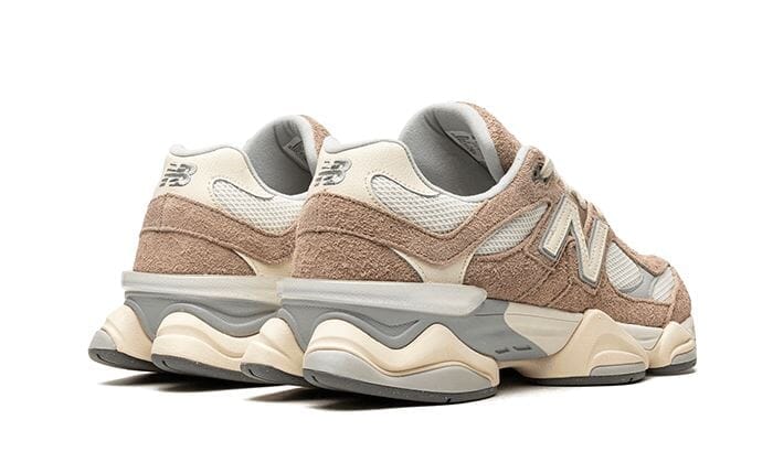 New Balance 9060 Driftwood – limitierter Sneaker bei Shade Studios