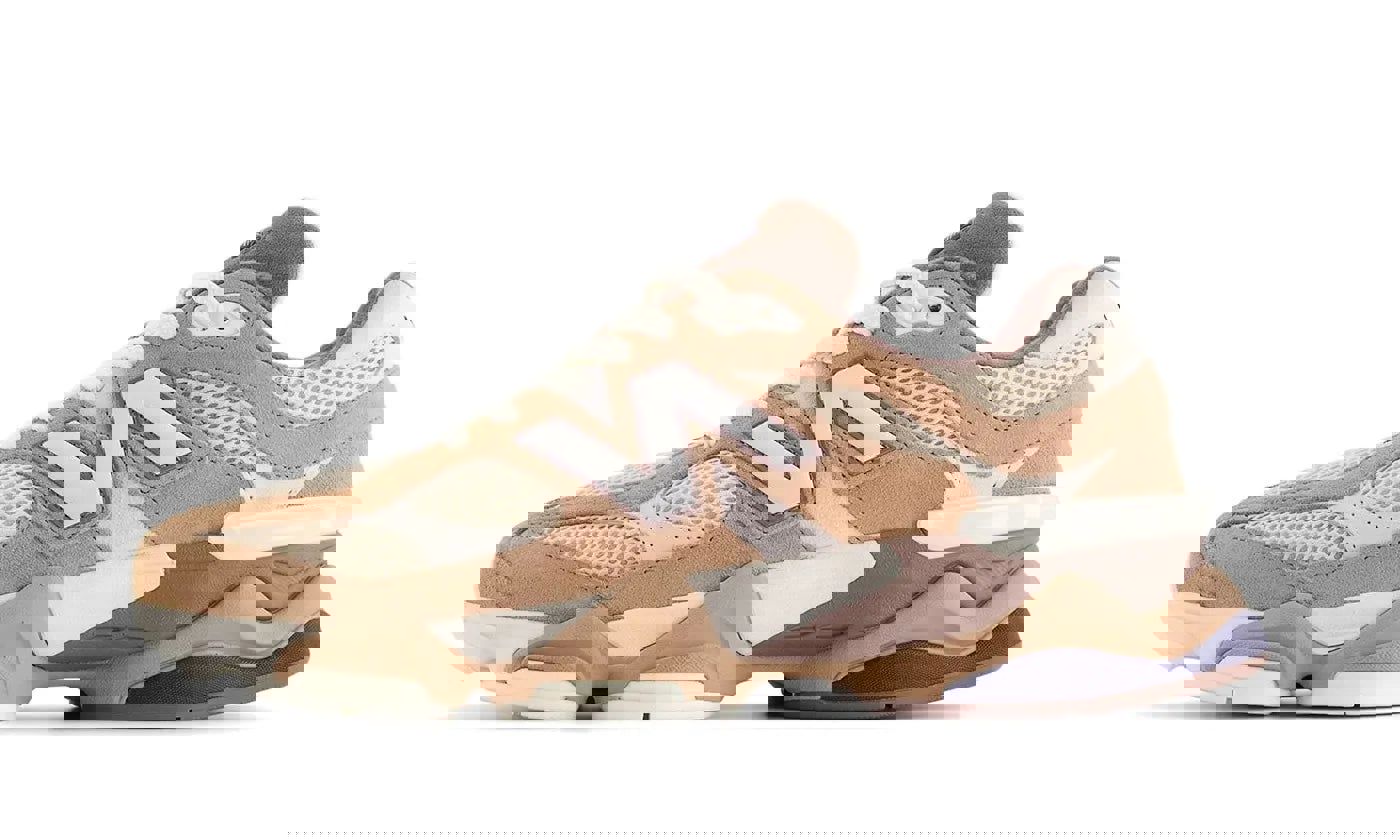 New Balance 9060 Earth Shadow Flat Taupe