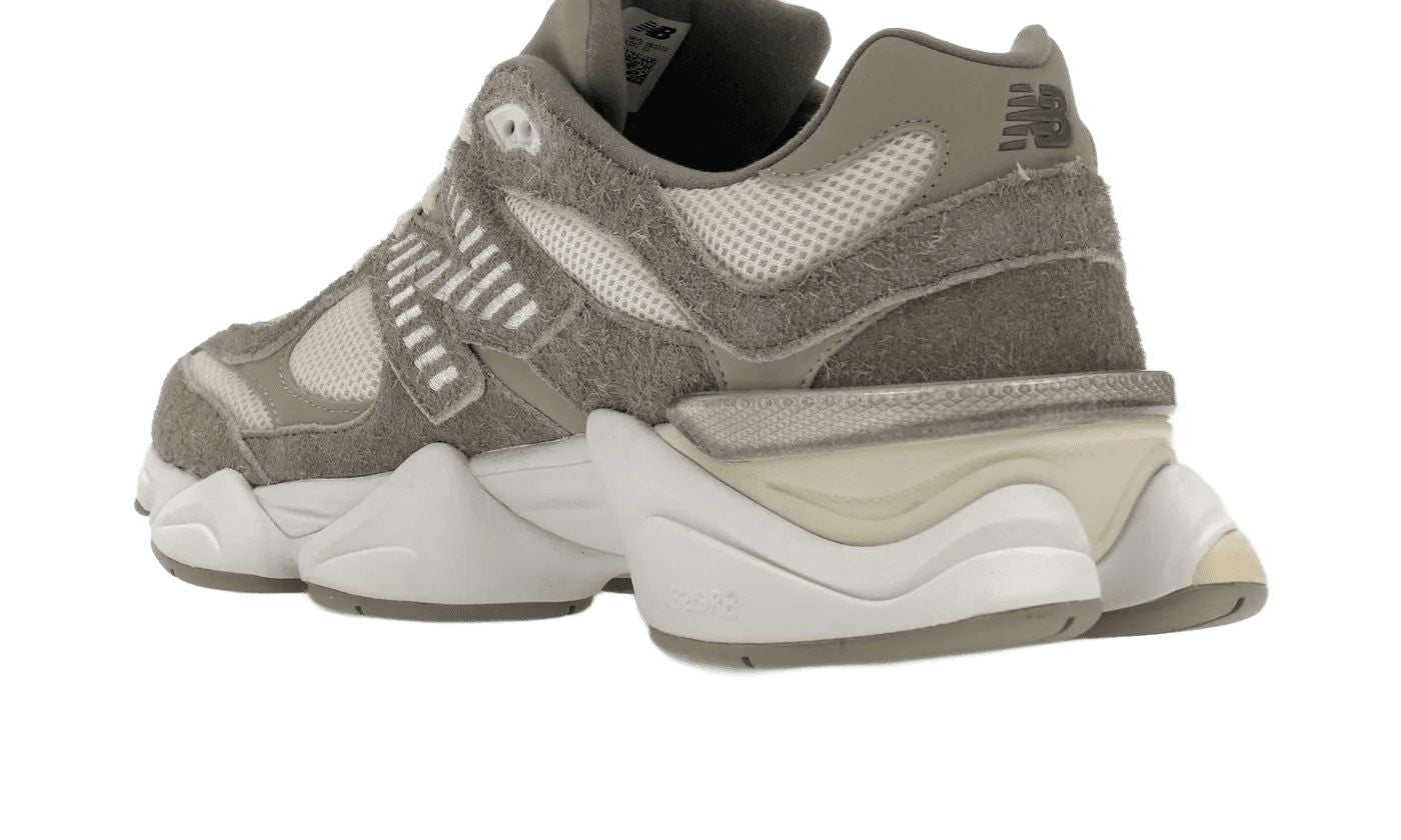 New Balance 9060 Grey White