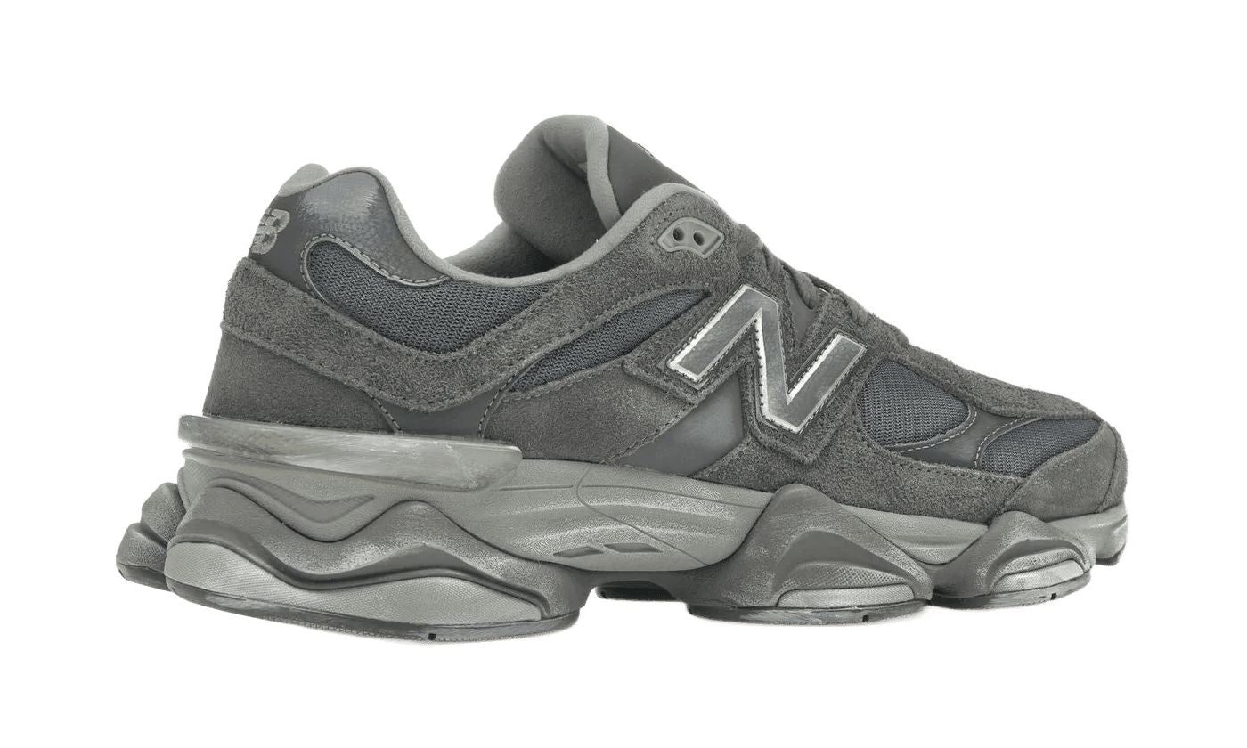 New Balance 9060 Magnet