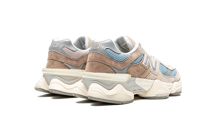 New Balance 9060 Mushroom – limitierter Sneaker bei Shade Studios
