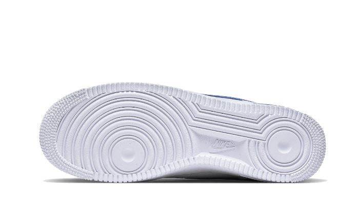 Nike Air Force 1 Low '07 FM Cut Out Swoosh White Game Royal – limitierter Sneaker bei Shade Studios