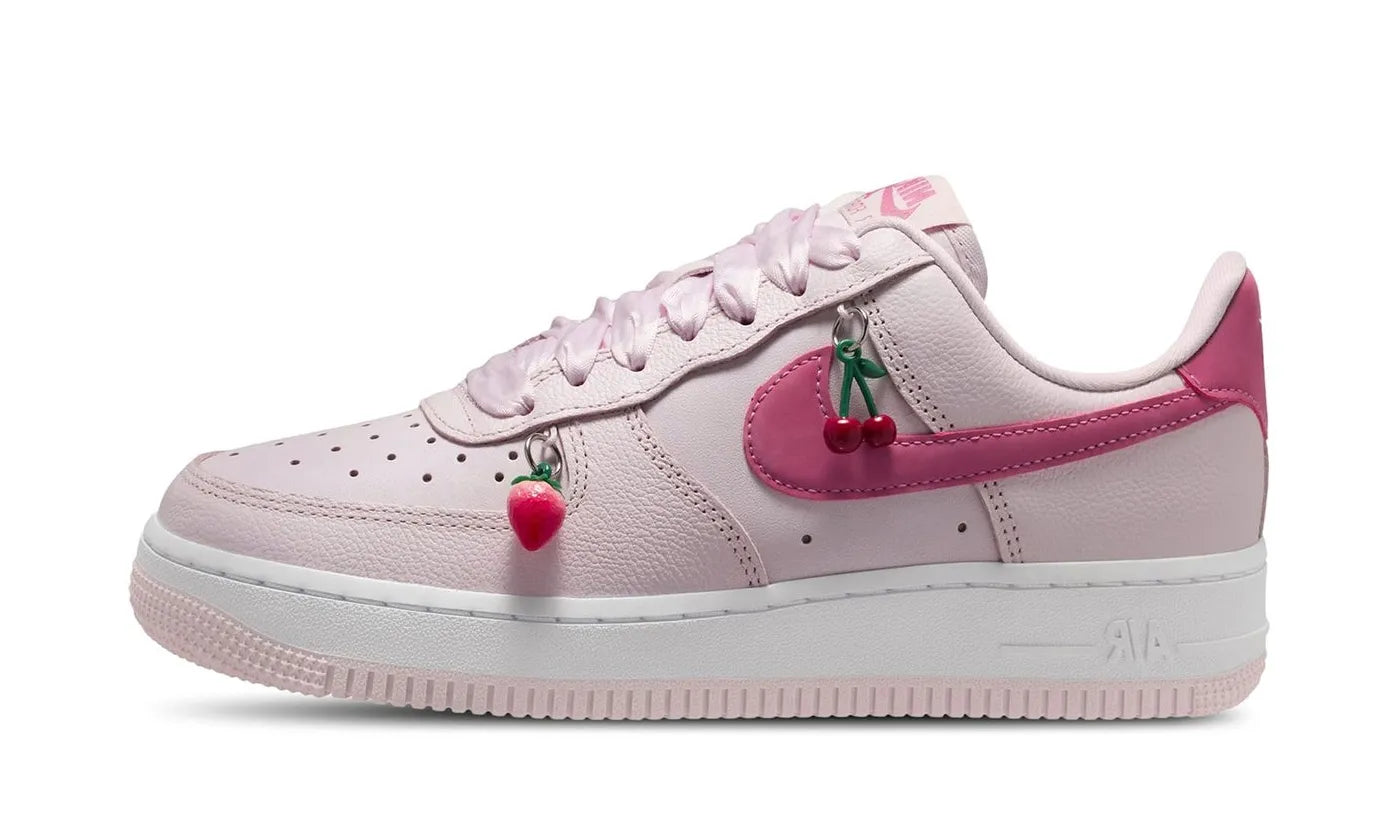 Air Force 1 Low '07 Valentine's Day (2026) - IO8755-600