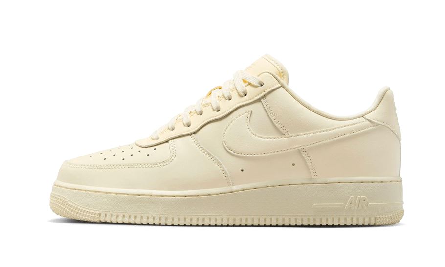 Nike Air Force 1 Low Coconut Milk – limitierter Sneaker bei Shade Studios