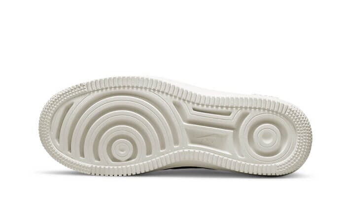 Nike Air Force 1 Low Platform Summit White Metallic Silver – limitierter Sneaker bei Shade Studios