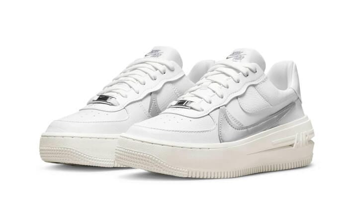 Nike Air Force 1 Low Platform Summit White Metallic Silver – limitierter Sneaker bei Shade Studios