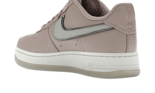 Air Force 1 Low SP A Ma Maniére While You Were Sleeping - HF4084-200