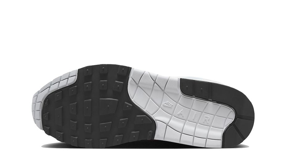 Nike Air Max 1 Football Grey – limitierter Sneaker bei Shade Studios
