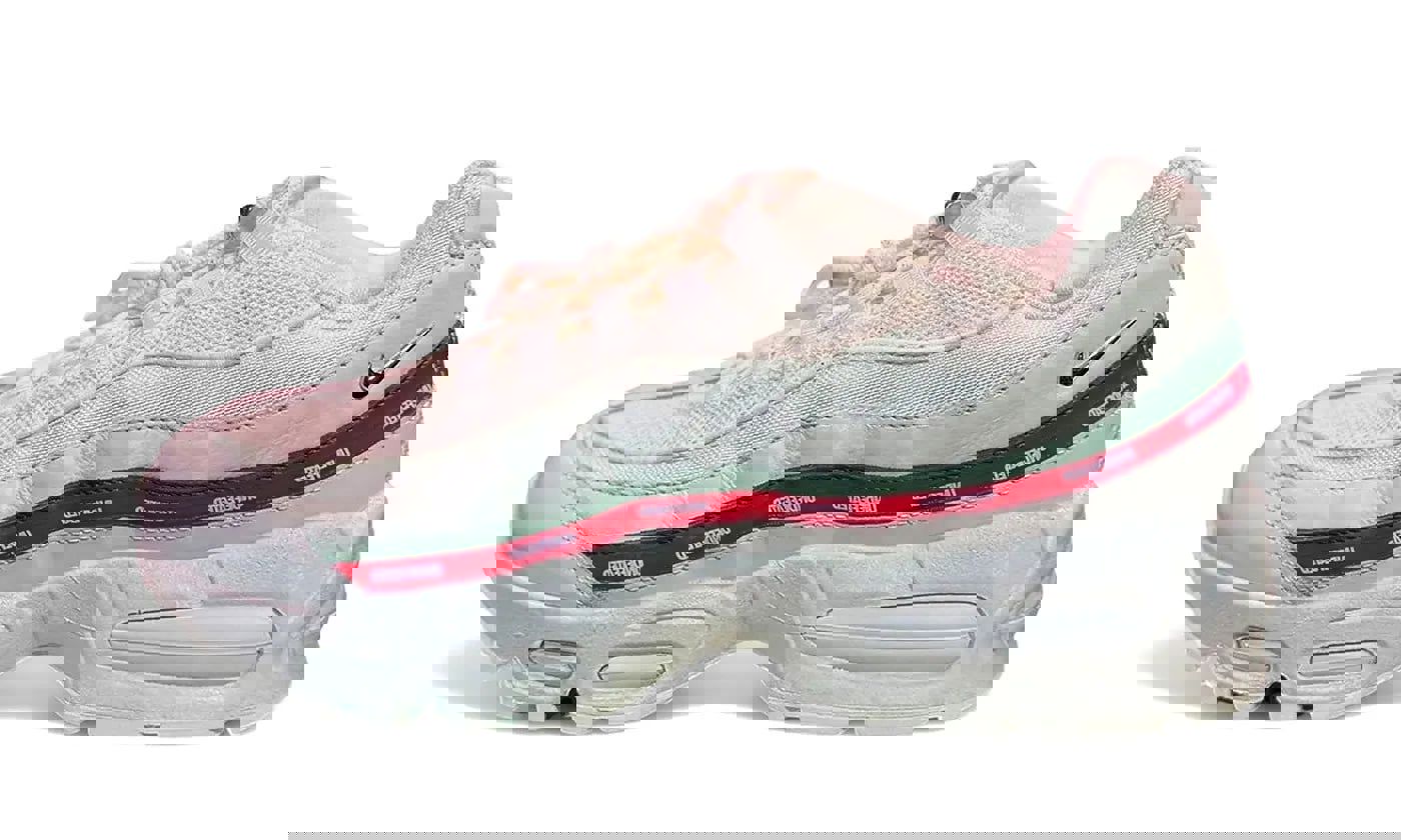 Nike Air Max 95 SP Undefeated Sail