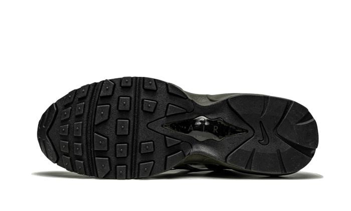 Nike Air Max 96 Dark Army Supreme – limitierter Sneaker bei Shade Studios