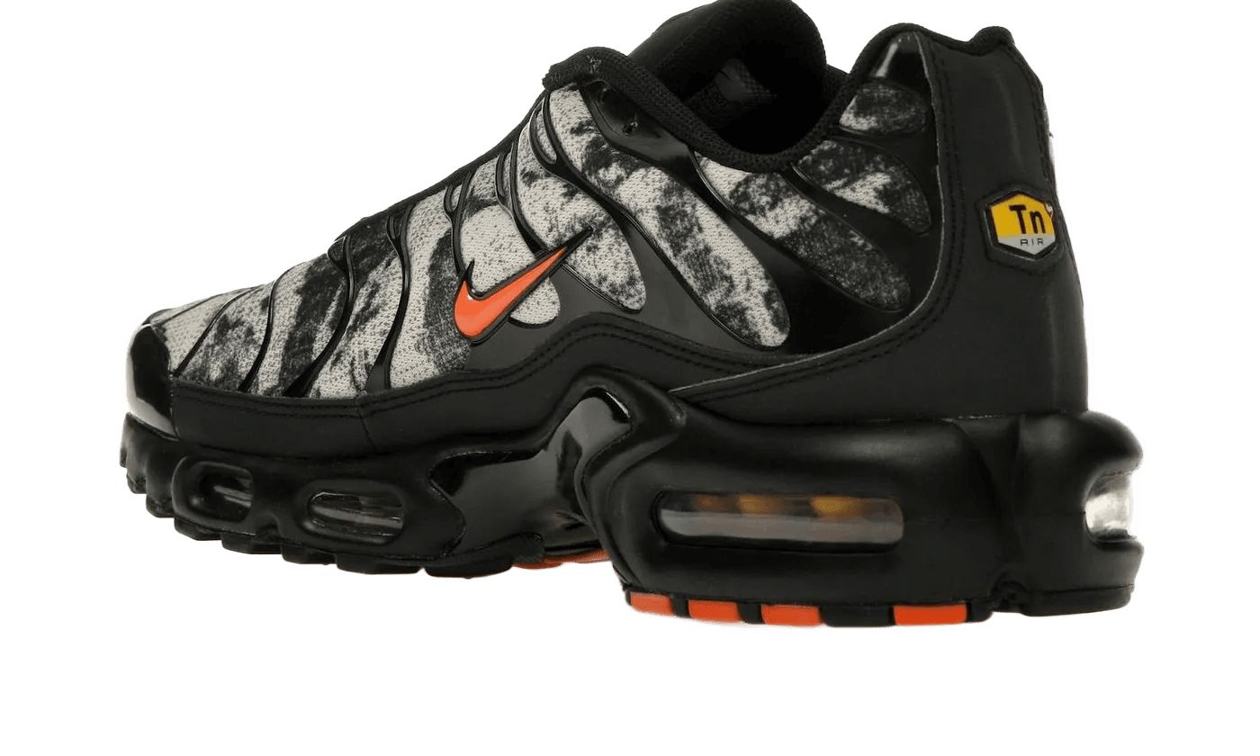 Nike Air Max Plus Camo Black Safety Orange