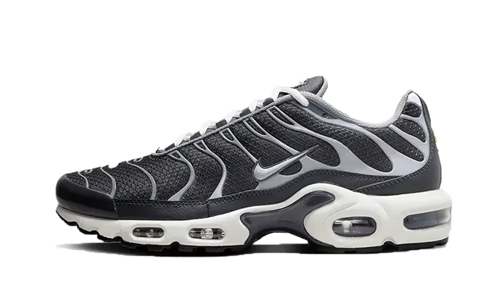 Nike Air Max Plus SE Greyscale Cool Grey – limitierter Sneaker bei Shade Studios