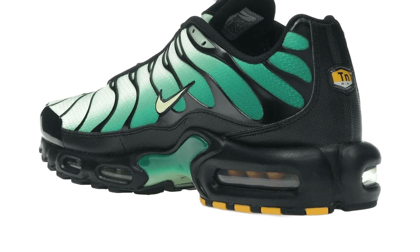 Nike Air Max Plus Vapor Green Malachite Black Light Lemon Twist