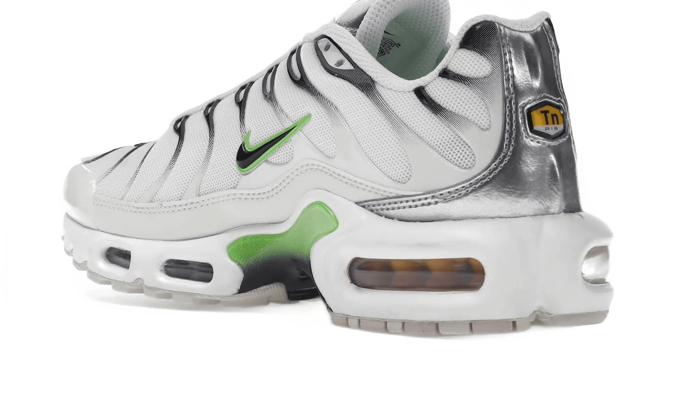 Air Max Plus White Neon Metallic Silver - DN6997-100