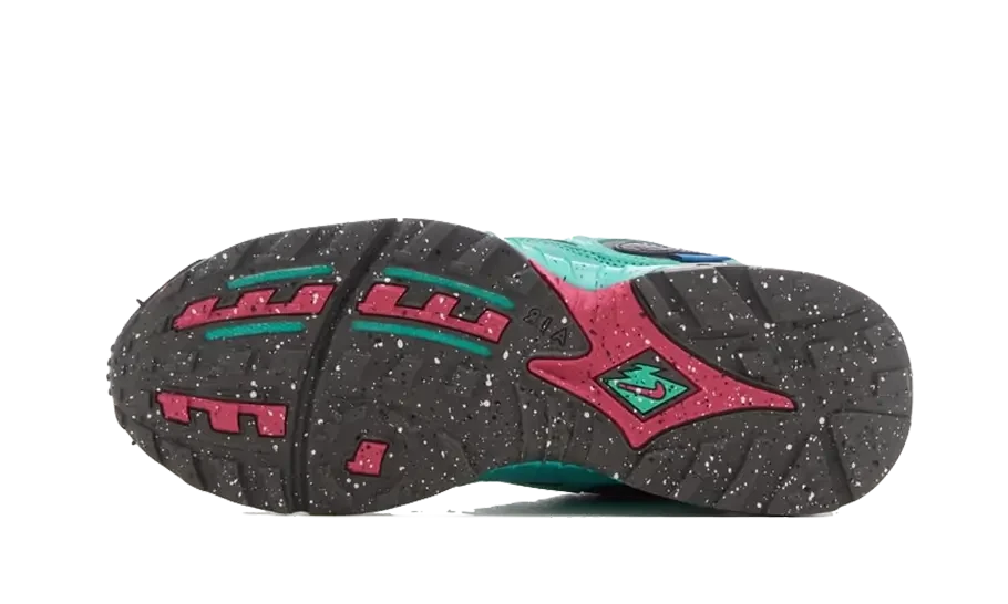 Nike Air Terra Humara Undefeated Light Menta – limitierter Sneaker bei Shade Studios