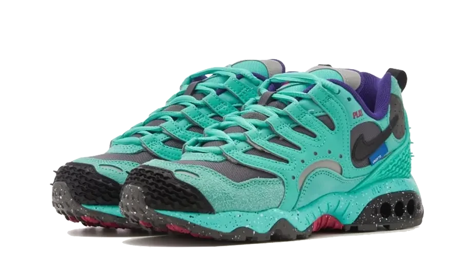 Nike Air Terra Humara Undefeated Light Menta – limitierter Sneaker bei Shade Studios