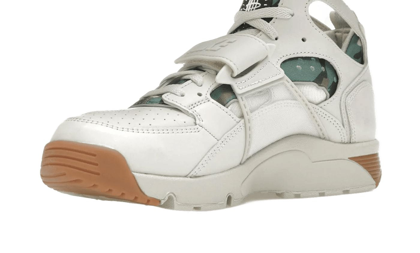 Nike Air Trainer Huarache Corteiz Light Bone
