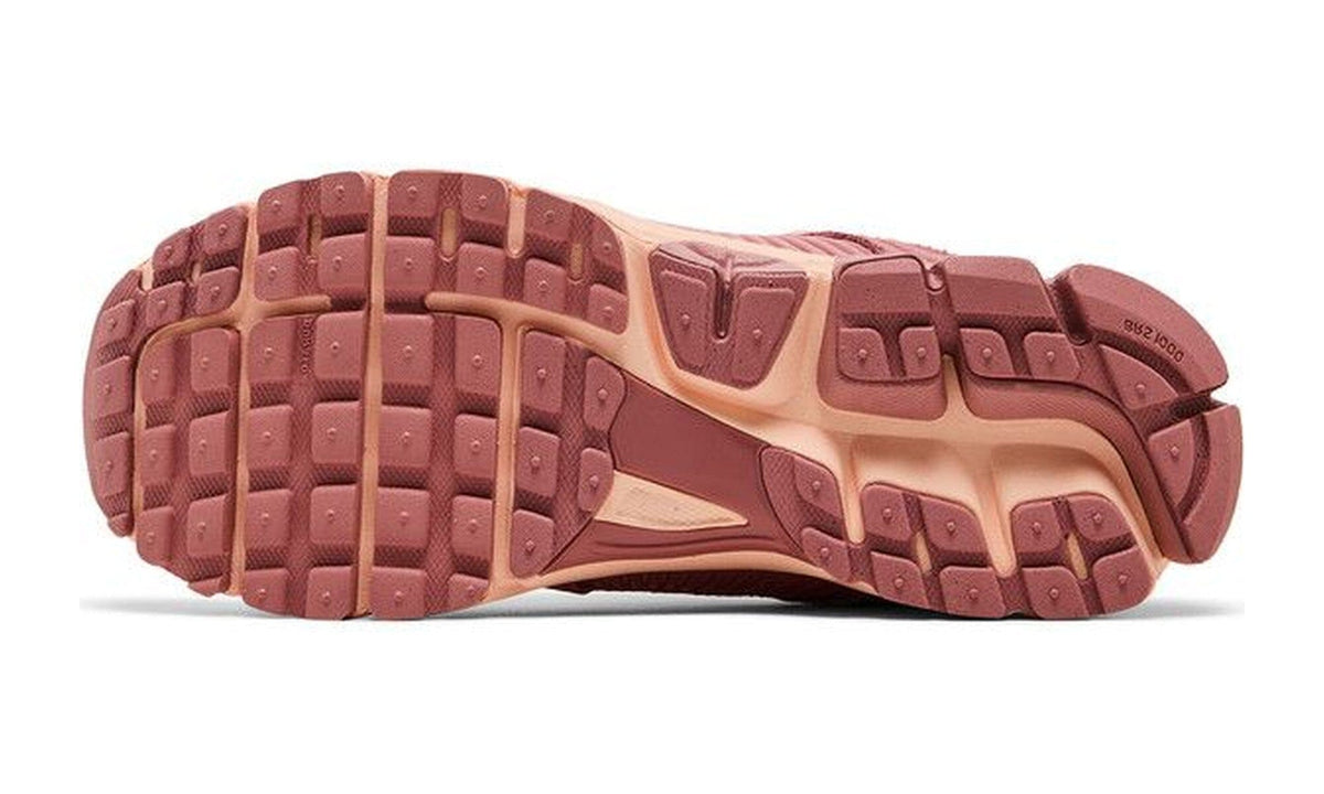 Nike Air Zoom Vomero 5 Red Stardust