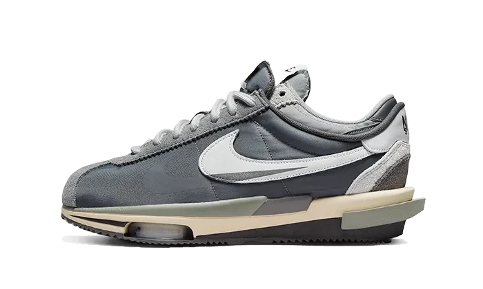 Nike Cortez 4.0 Sacai Iron Grey – limitierter Sneaker bei Shade Studios