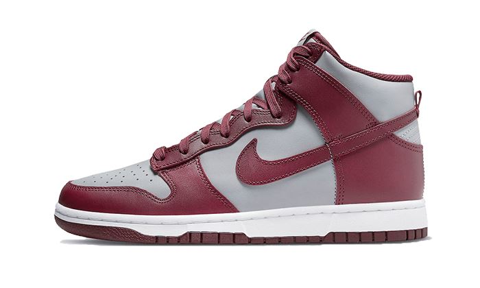 Nike Dunk High Dark Beetroot – limitierter Sneaker bei Shade Studios