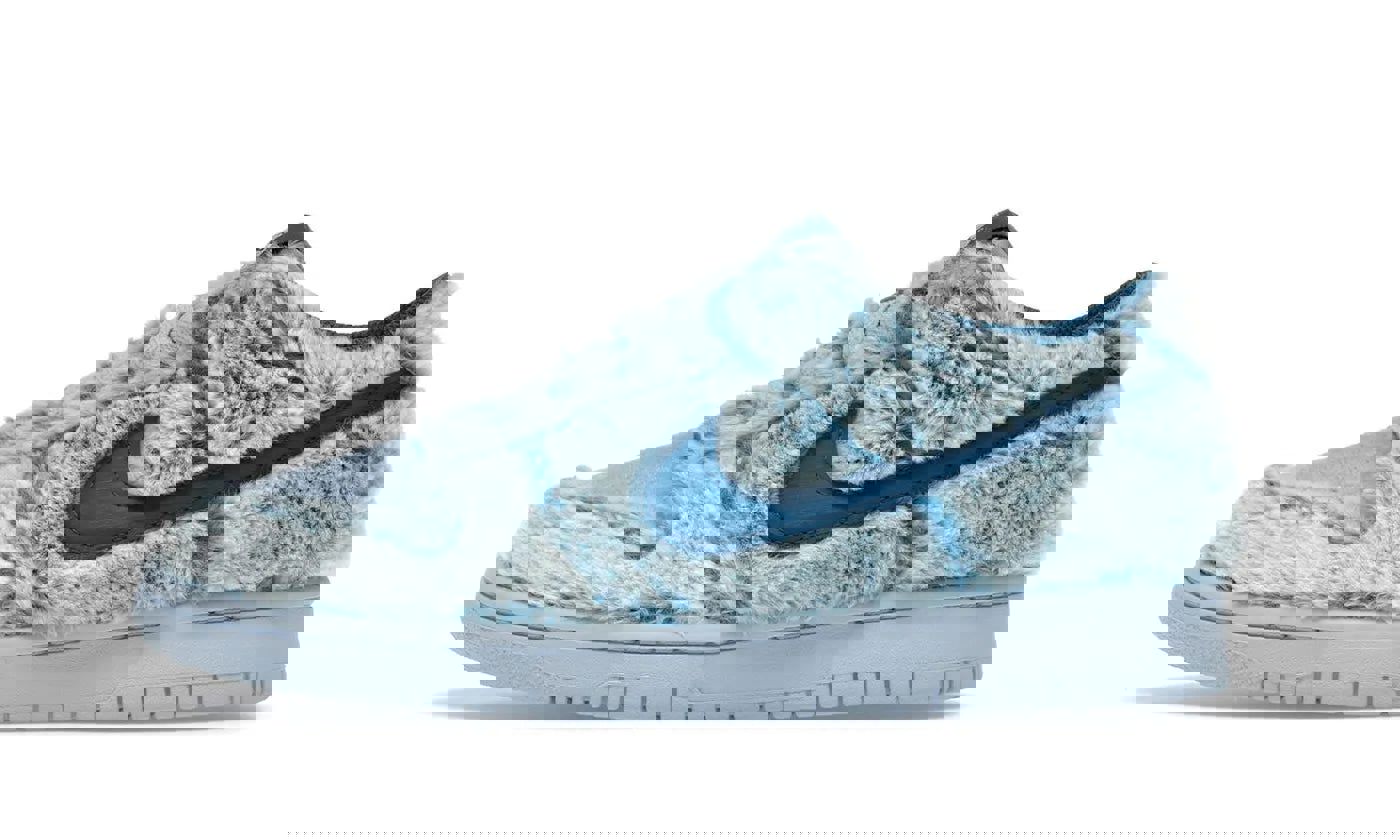 Nike Dunk Low Abominable Snowman