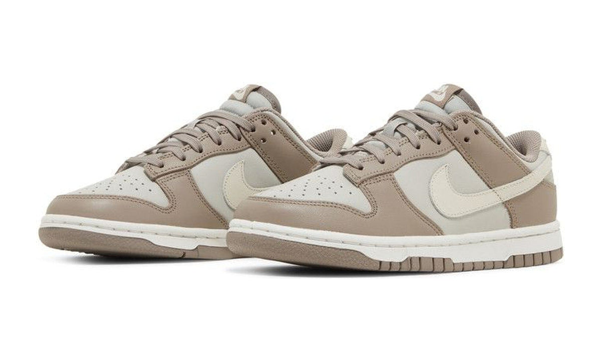Nike Wmns Dunk Low Moon Fossil