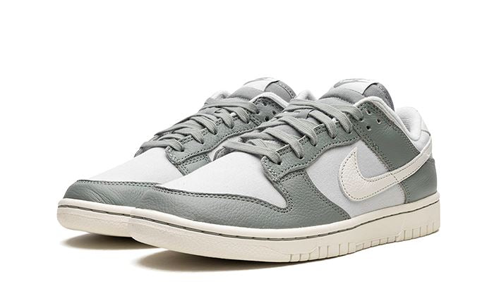 Nike Dunk Low Mica Green – limitierter Sneaker bei Shade Studios