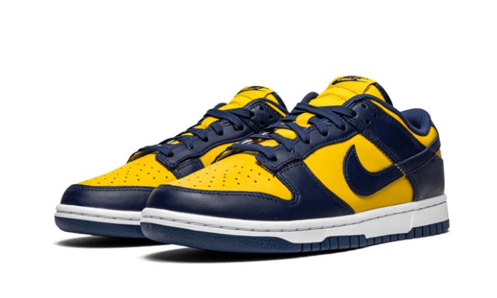 Nike Dunk Low Michigan – limitierter Sneaker bei Shade Studios