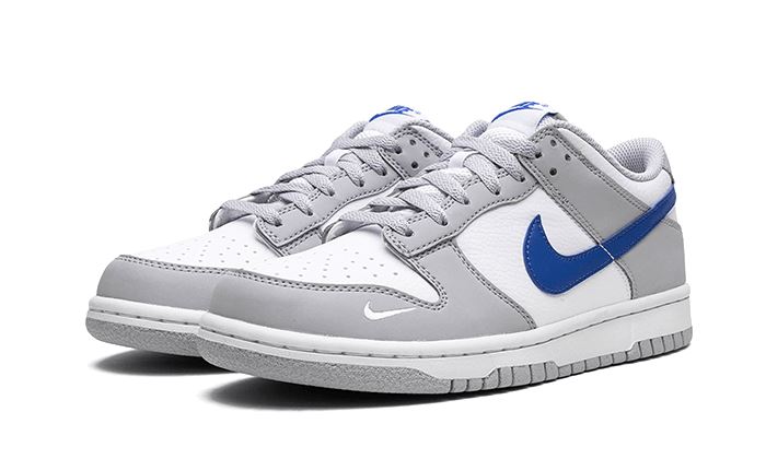 Nike Dunk Low Mini Swoosh Wolf Grey Game Royal – limitierter Sneaker bei Shade Studios