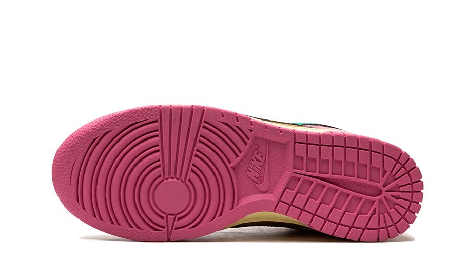 Nike Dunk Low Parris Goebel – limitierter Sneaker bei Shade Studios