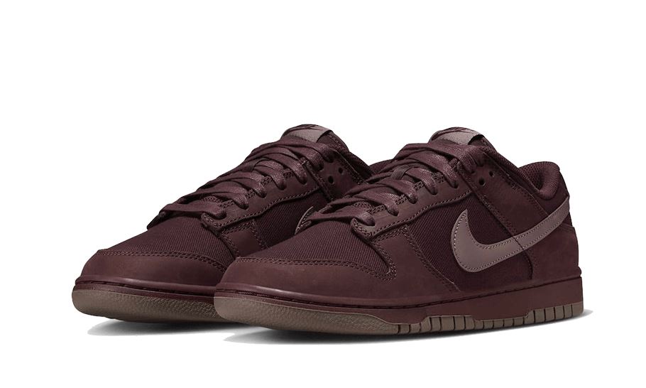 Nike Dunk Low Premium Burgundy Crush – limitierter Sneaker bei Shade Studios