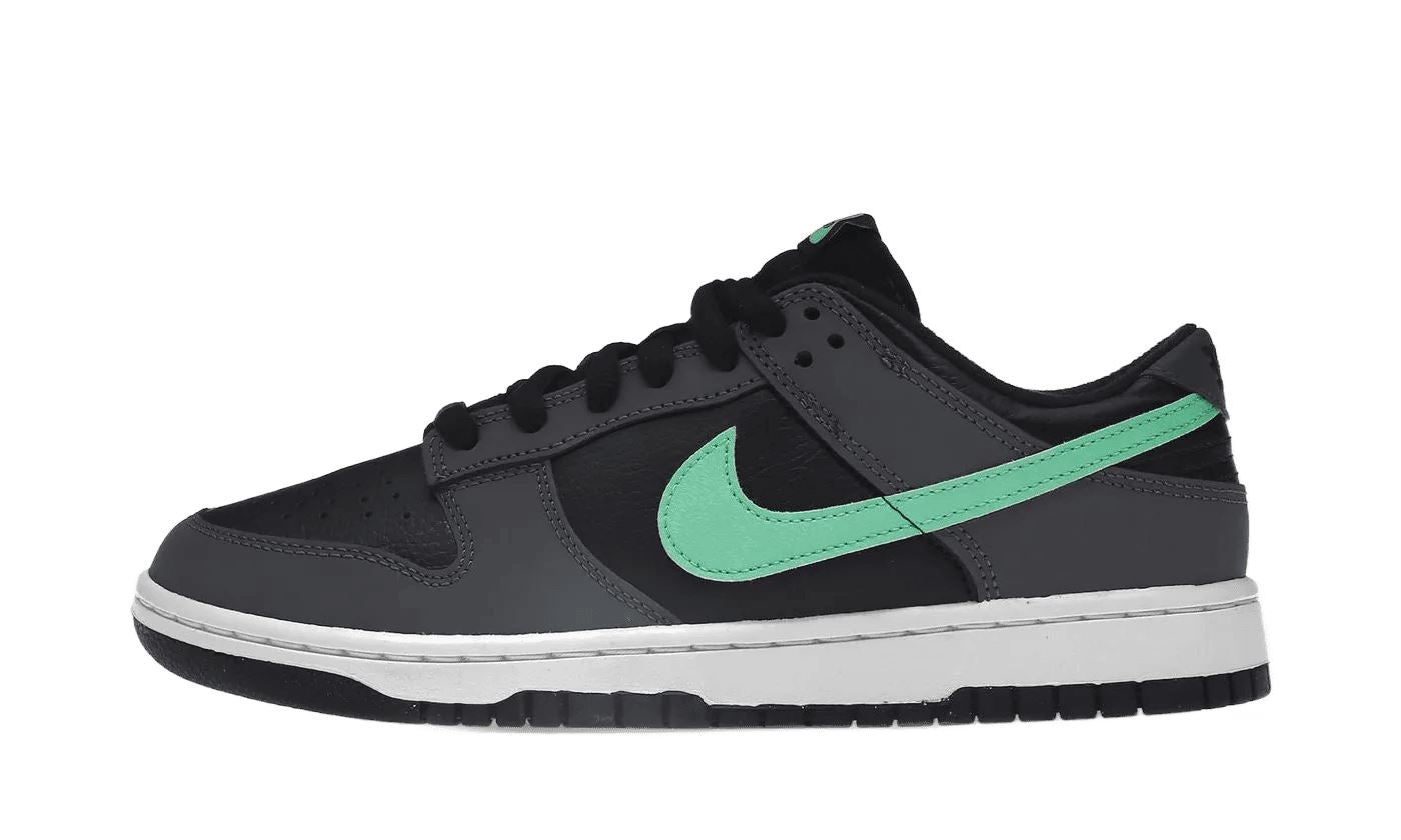 Nike Dunk Low Retro Black Green Glow – limitierter Sneaker bei Shade Studios
