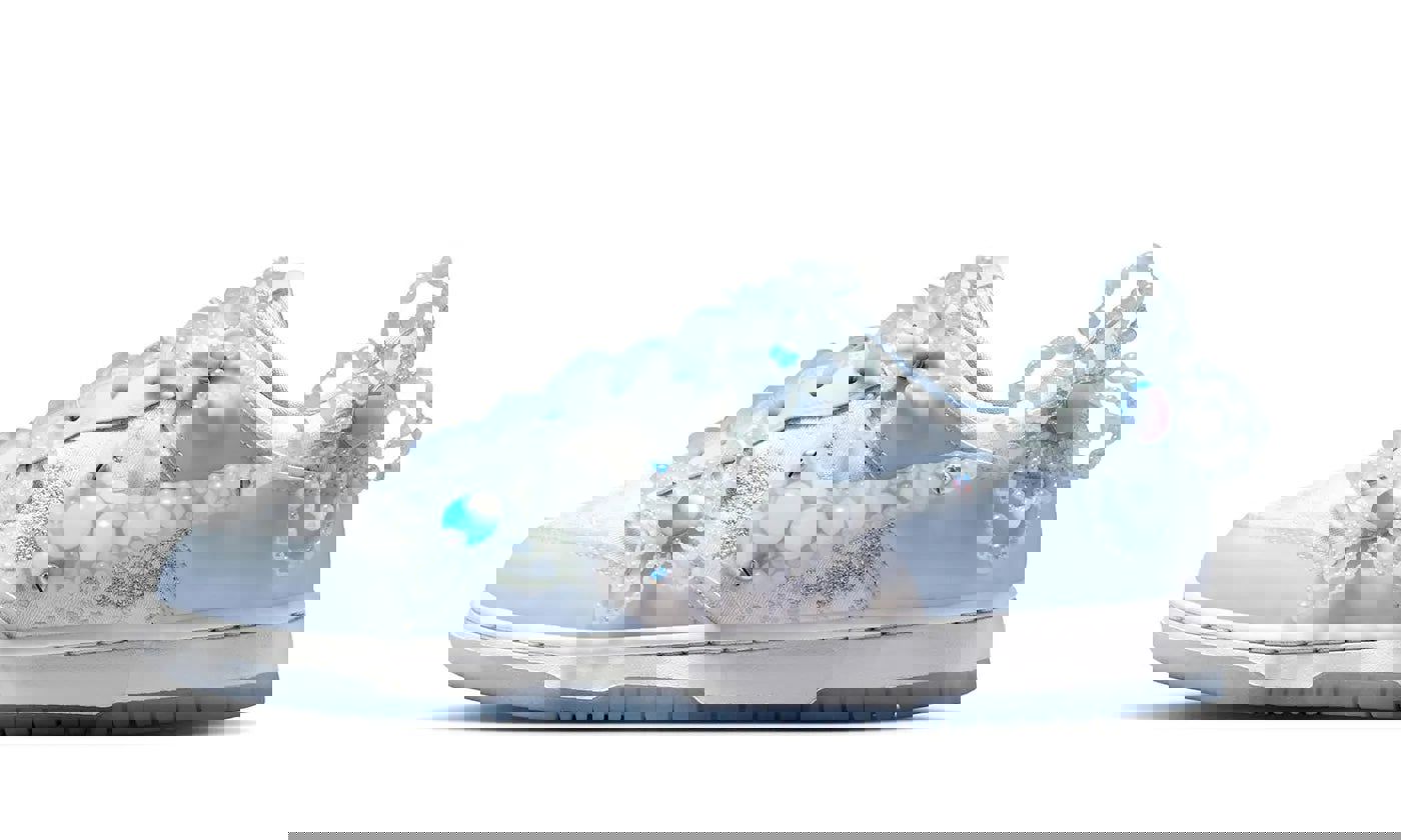 Nike Dunk Low Susan Fang Artist Collection