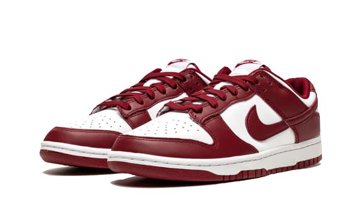 Nike Dunk Low Team Red – limitierter Sneaker bei Shade Studios
