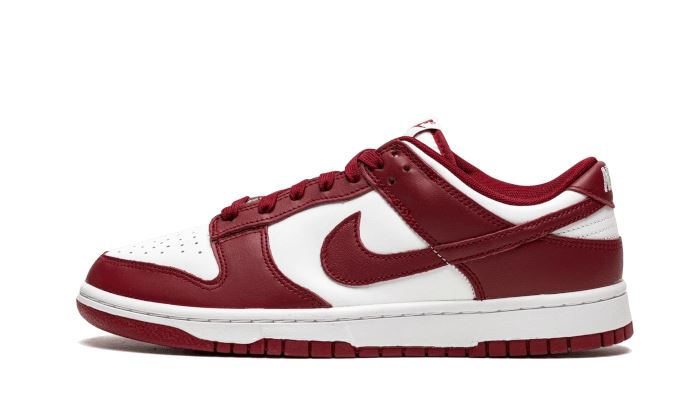Nike Dunk Low Team Red – limitierter Sneaker bei Shade Studios