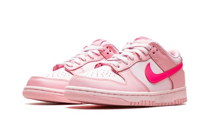 Nike Dunk Low Triple Pink (Barbie) – limitierter Sneaker bei Shade Studios