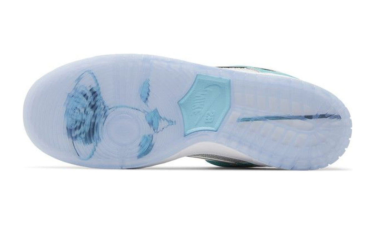 April Skateboards x Nike Dunk Low SB Turbo Green