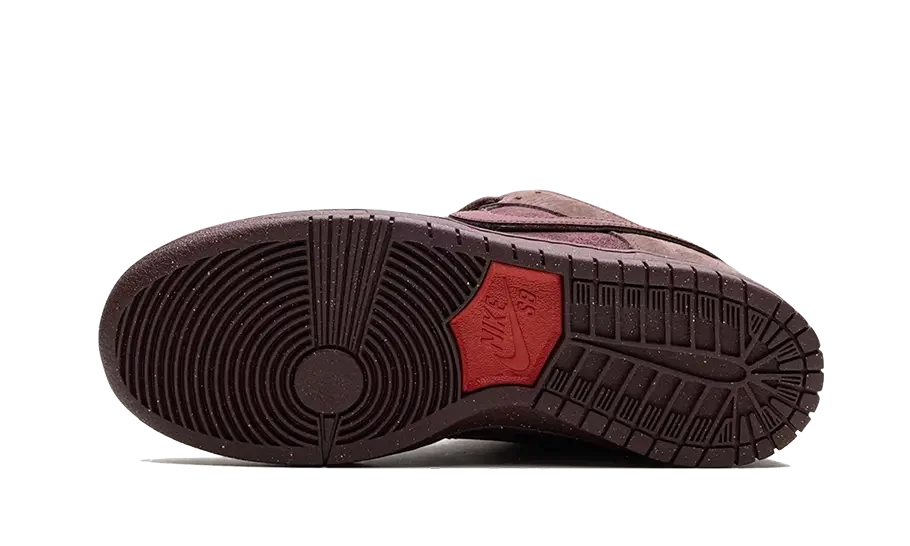 Nike SB Dunk Low City Of Love Burgundy Crush – limitierter Sneaker bei Shade Studios
