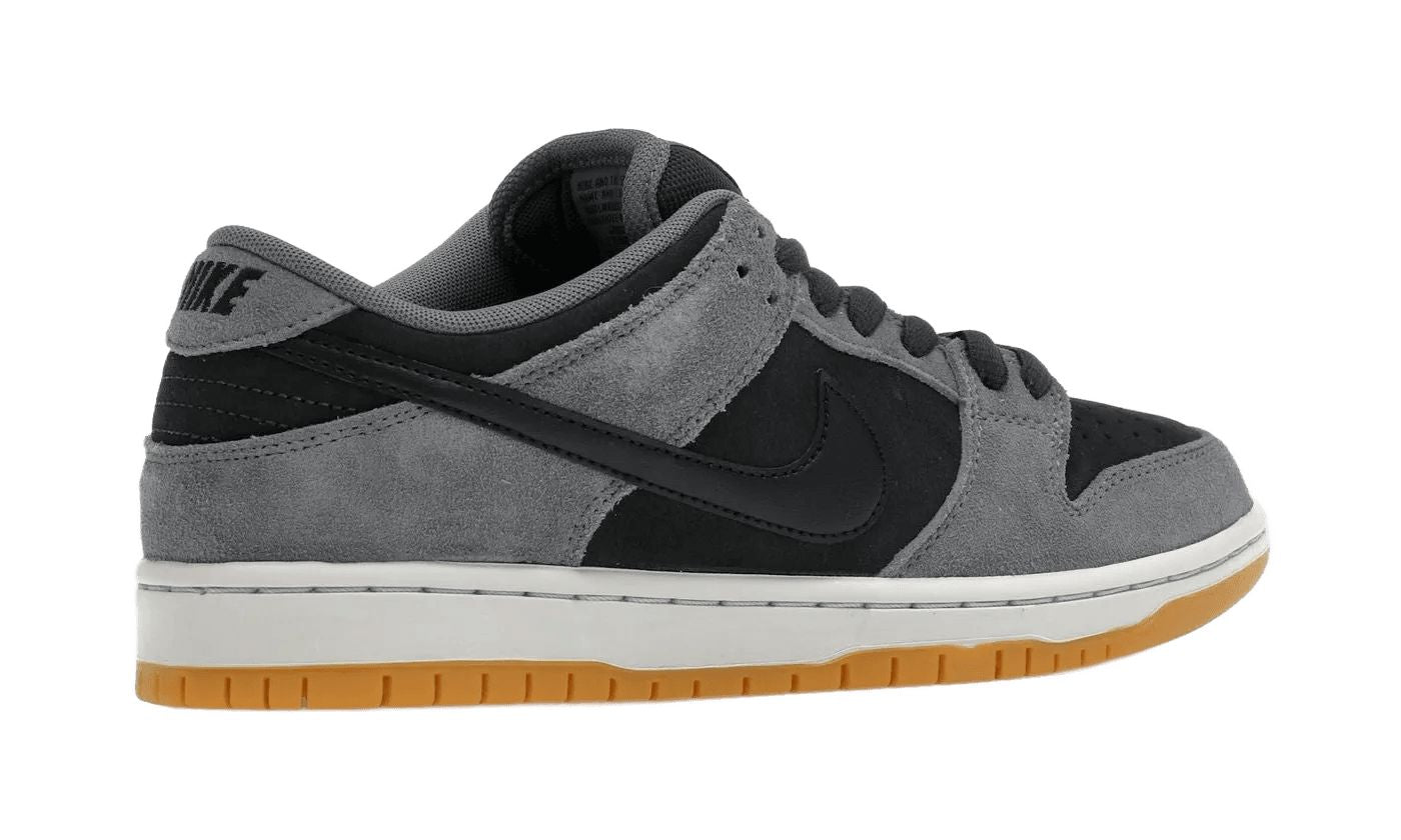 Nike SB Dunk Low Dark Smoke Grey